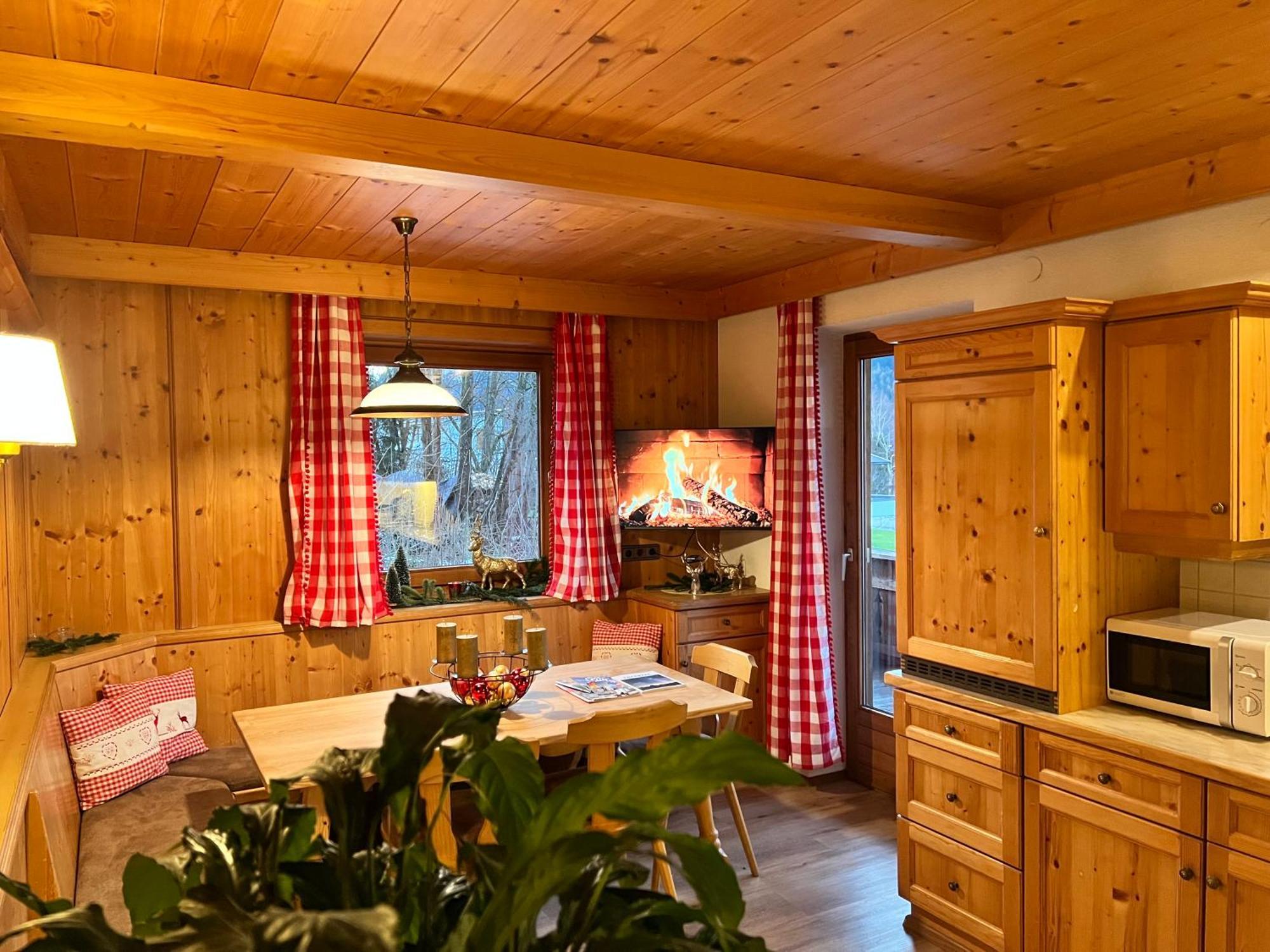 Ferienwohnung Platzhirsch Panorama View Balkon, Gartensauna, Garten, Grillplatz Stumm Eksteriør bilde